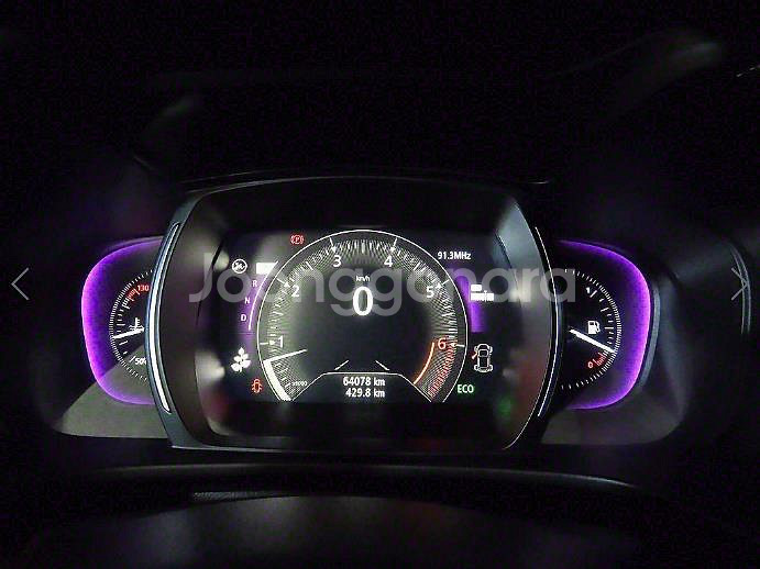 @18년식 QM6 2.0 GDe 2WD RE 시그니처--8