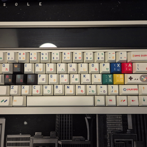 Angrymiao RGB65 기계식 키보드 판매합니다.