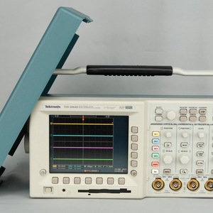 Tektronix TDS3064B 디지털오실로스코프