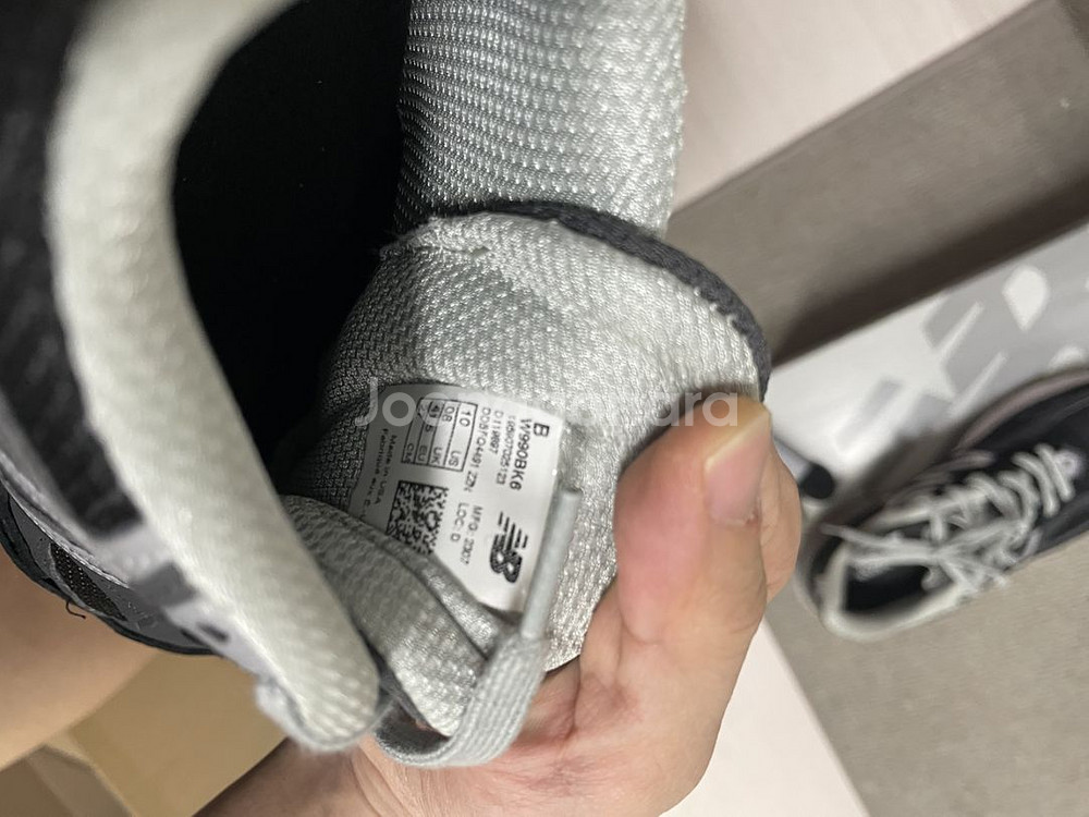 뉴발란스 990v6 블랙 우먼스 270--4