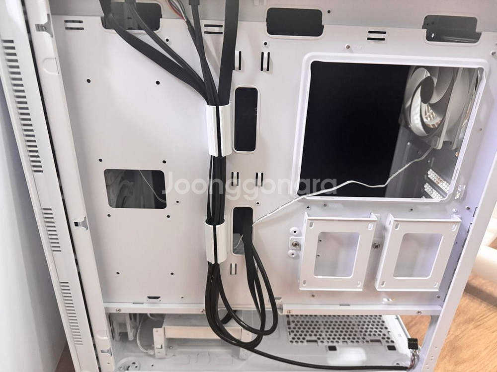 컴퓨터 케이스 3RSYS L904 화이트 방음--1