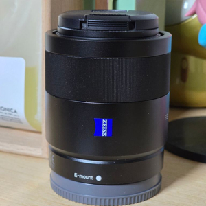 소니의 축복 자이즈 55mm f1.8 (스크레치X)