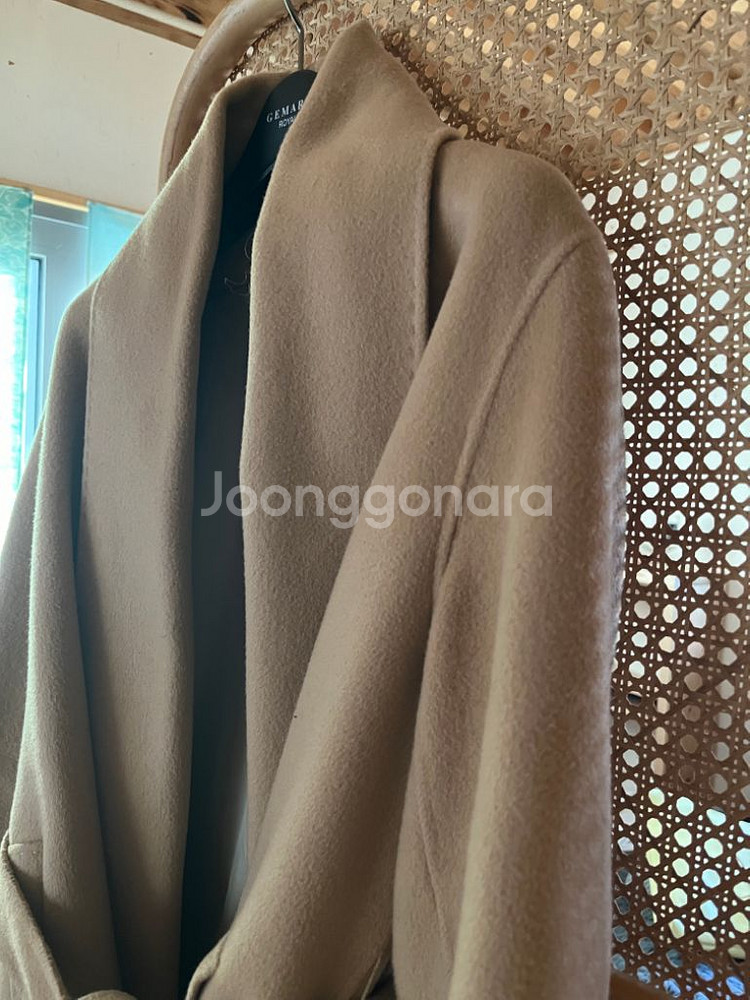 지고트 하프 핸드메이드 벨티드 코트--3