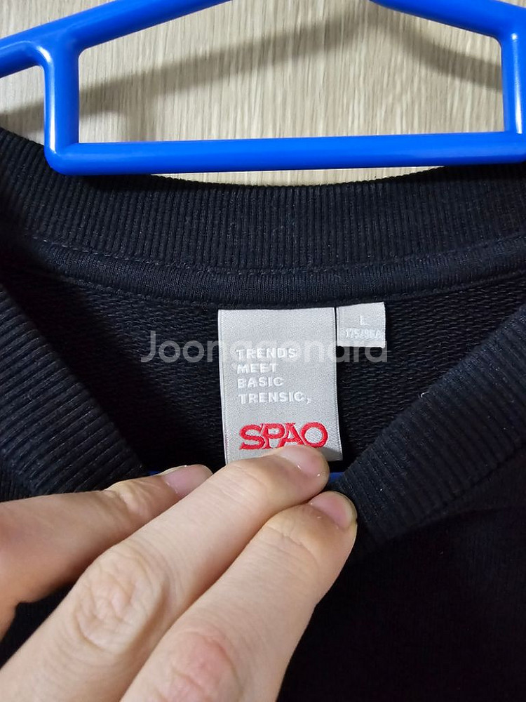 스파오 심플 레터 스웨트 셔츠SPMWB13C91--5