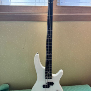 코네임 입문용 베이스 기타 Bass Guitar 3W0