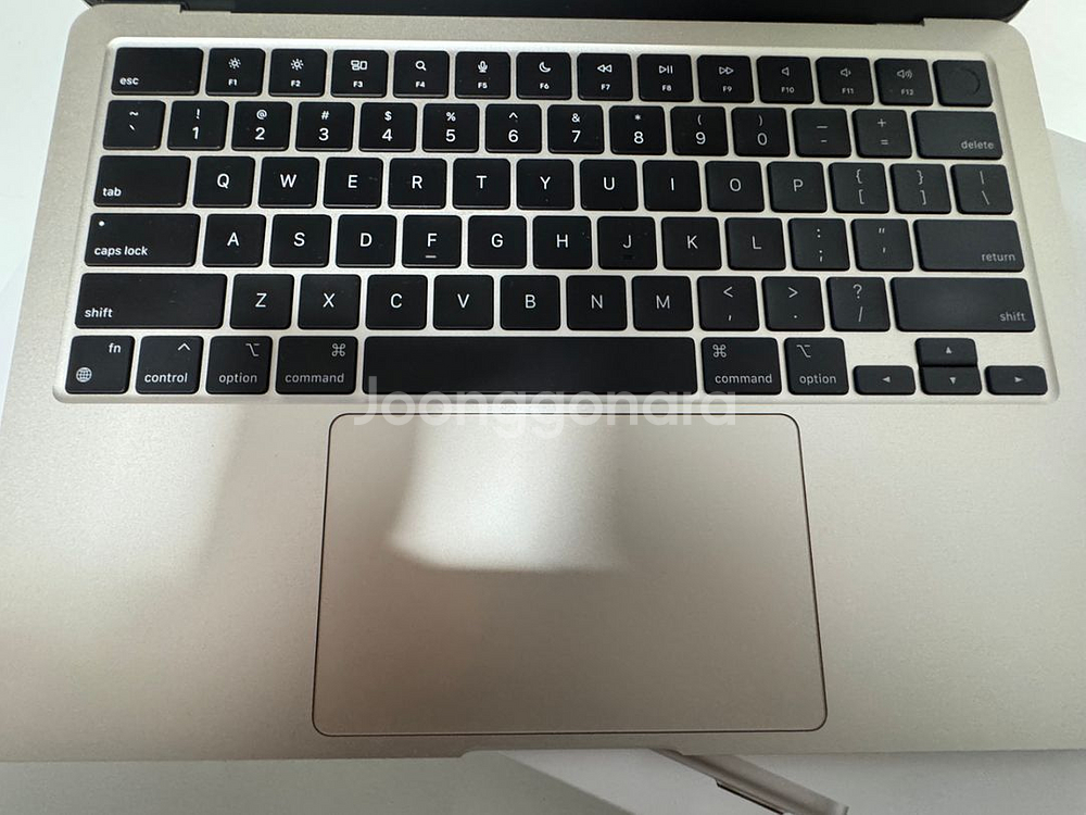 맥북에어 M3 16g, 256g, GPU 코어 업글버전--5