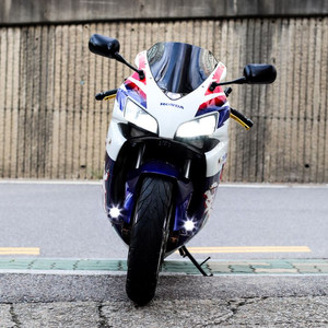 cbr1000rr 혼다 2005년식 백장미 판매합니다