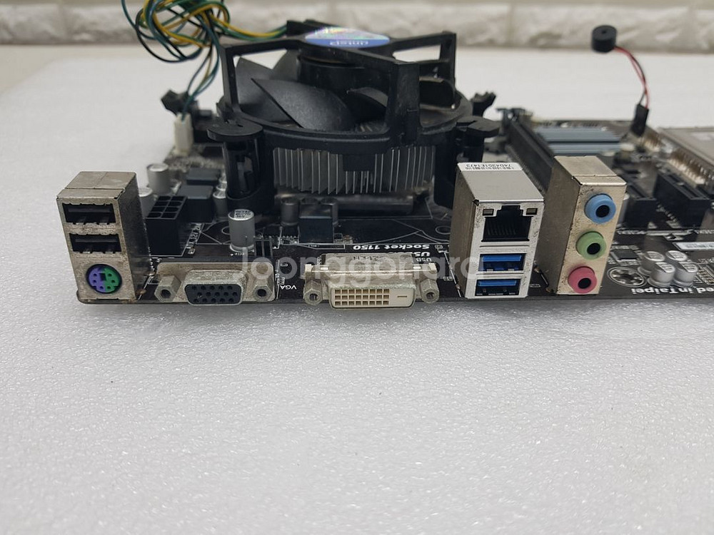 CPU i3-4160 +기가바이트 메인보드 +쿨러--2