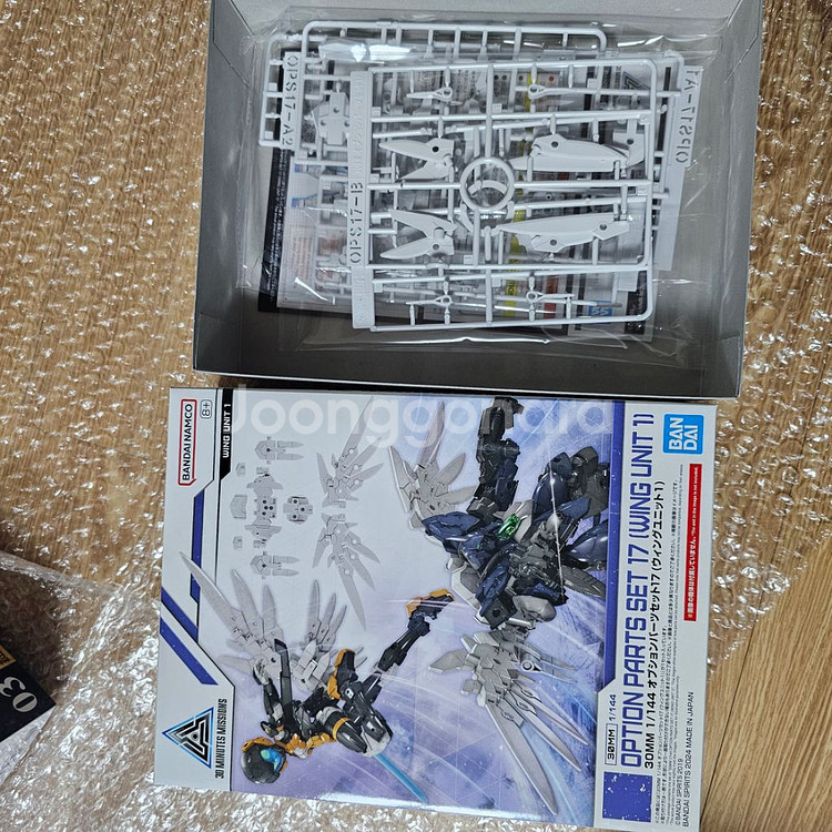30MM 옵션 파츠 세트17 윙 유닛1 반다이 프라모델--1