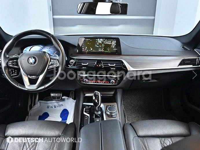 @17년식 5시리즈(7세대) 530i M스포츠팩 플러--6