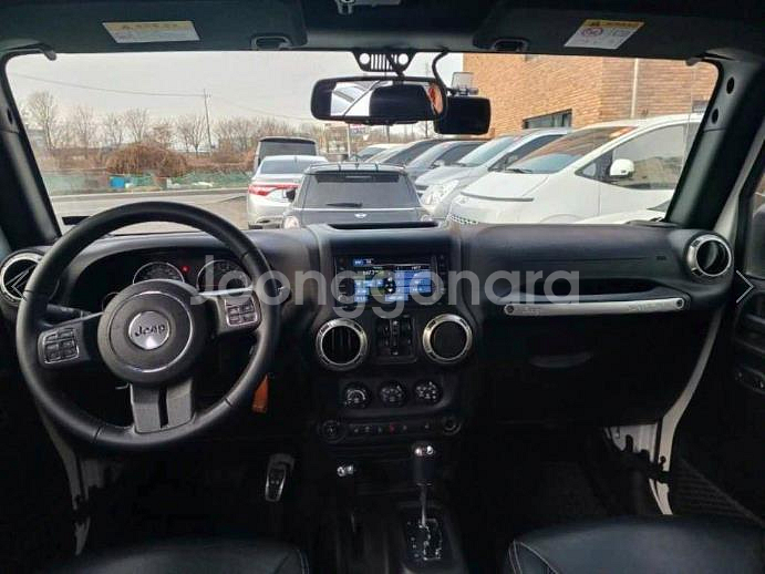 @18년식 랭글러(JK) 3.6 사하라 4도어 전국--6