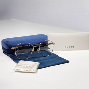 Gucci glasses