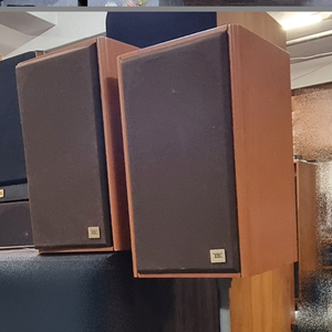 JBL A52 북쉘프 스피커