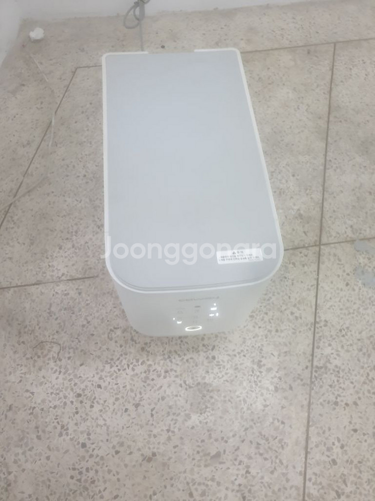코웨이 프라임 냉온 정수기 입니다--1
