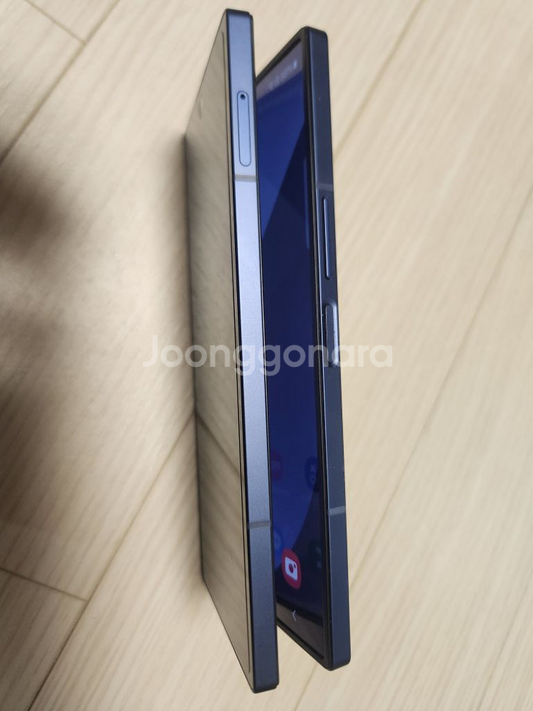 갤럭시 z 폴드 6 512G 팝니다--1