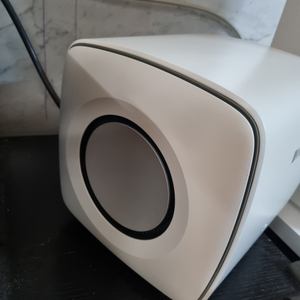 KEF KC62 화이트