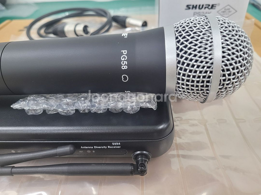 SHURE [SVX4K X7,PG58] 무선 송수신기--1