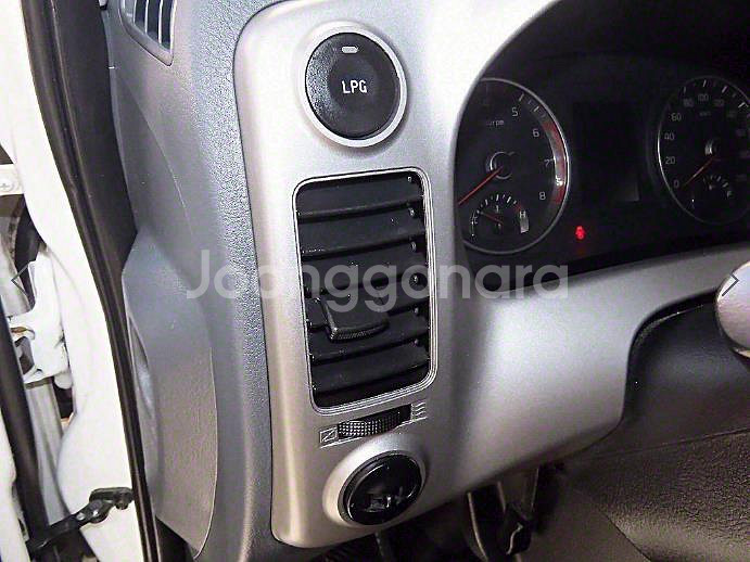 @20년식 더 뉴봉고Ⅲ화물 1톤 LPG 킹캡 초장축--8