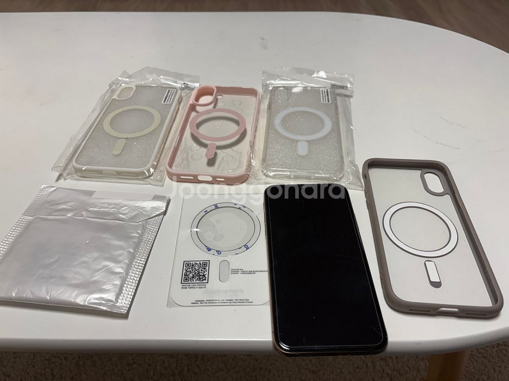 아이폰 XS 256GB 골드 팝니다. (배터리 100%--5