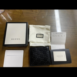 구찌(Gucci) 시마 남성반지갑 판매합니다