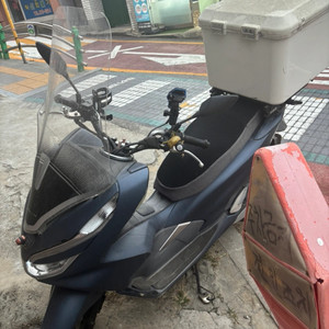 PCX 125 오토바이 3만키로 20년식 판매합니다.