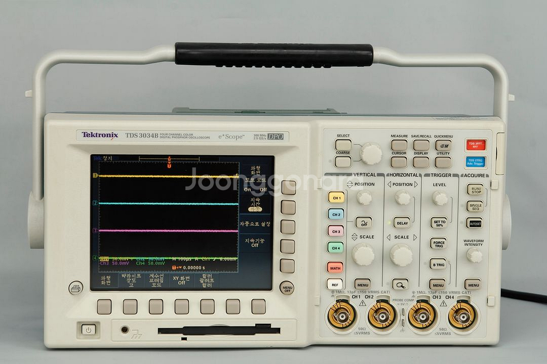 Tektronix TDS3034B 디지털 오실로스코프--1