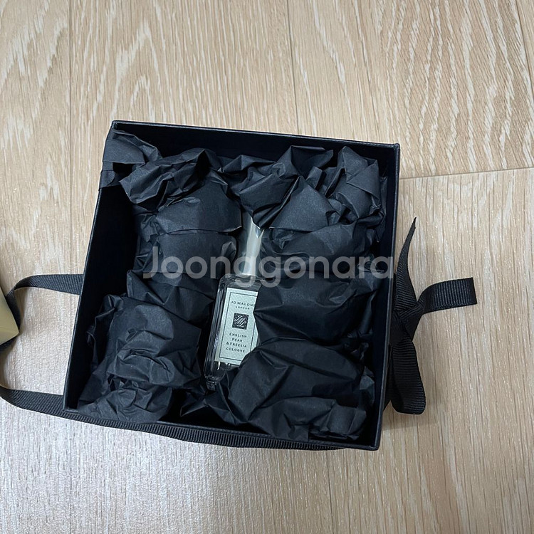 조말론 향수 9ml 잉글리쉬 페어 앤 프리지아--1