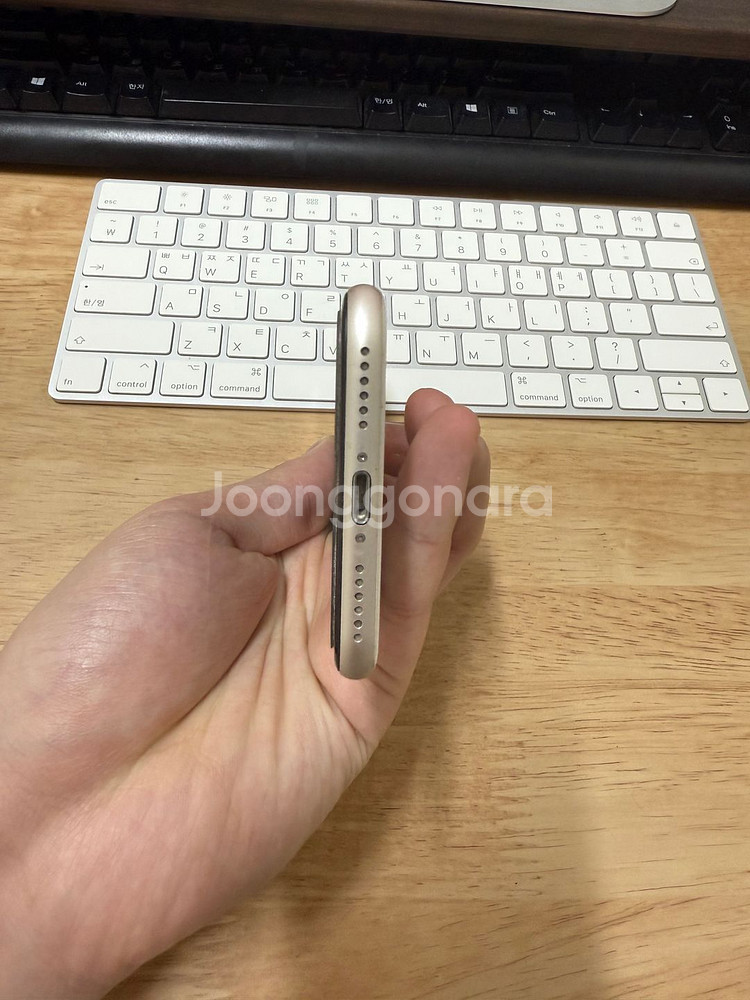아이폰 se3 스타라이트 128gb a급--5