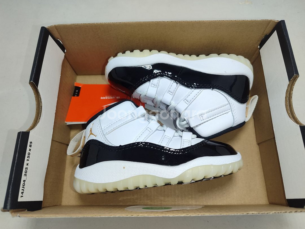 JORDAN 11 RETRO(TD)--0