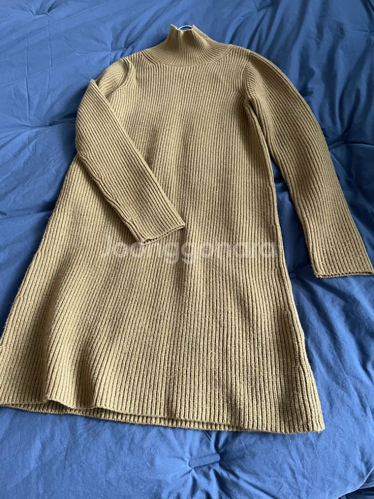 자라 하프터틀넥 롱 니트 겸 원피스 스몰--1