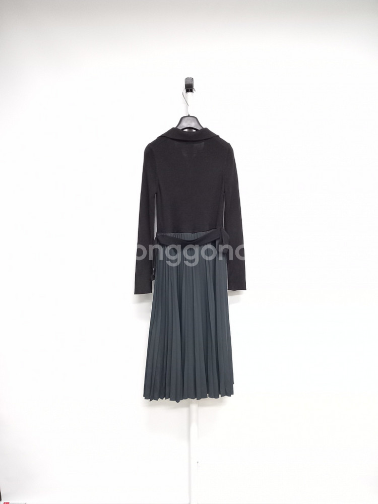 주크 ZOOC 춘추 니트 플리츠 맥시 롱 원피스 44.--1