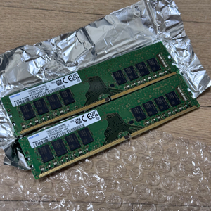 삼성 ddr4 램 16기가 2개 팝니다