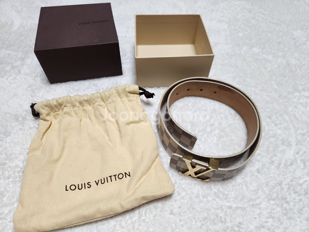 루이비통 여성벨트--0