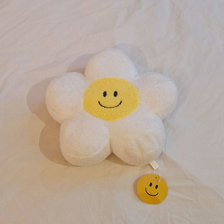 새상품) 스마일꽃 모찌 쿠션 25cm--0