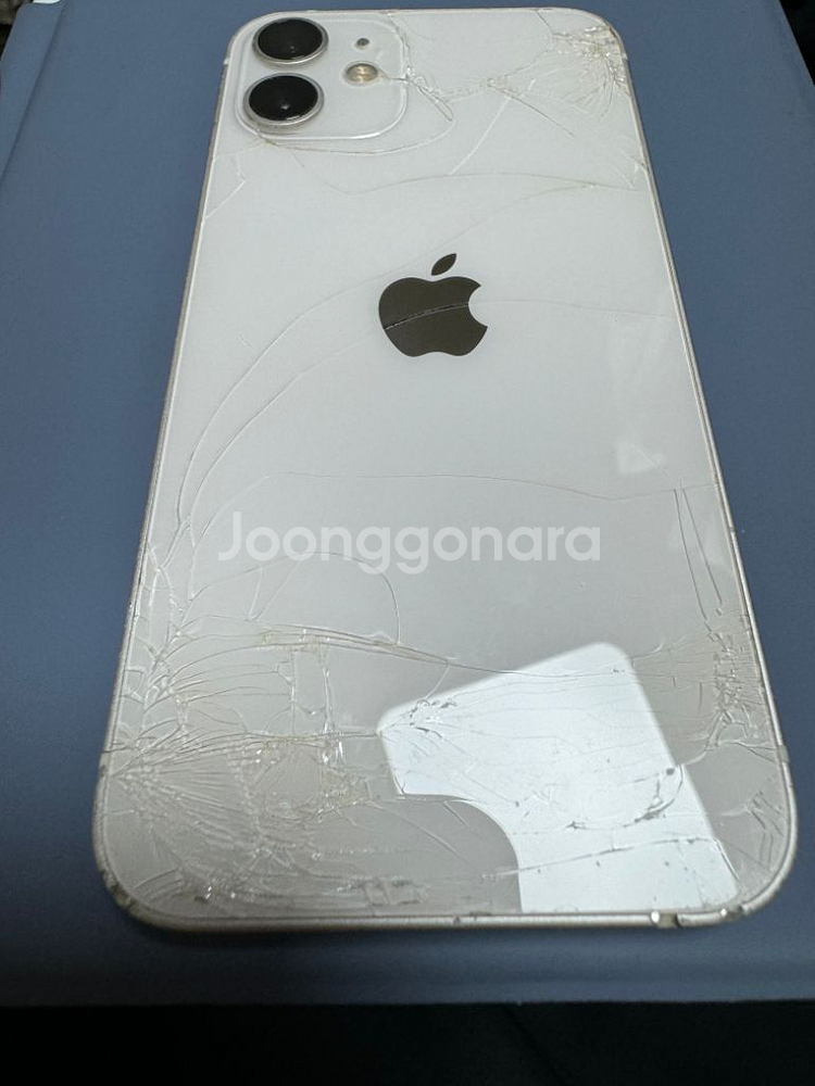 아이폰12미니 128기가 화이트 (후면파손)--6