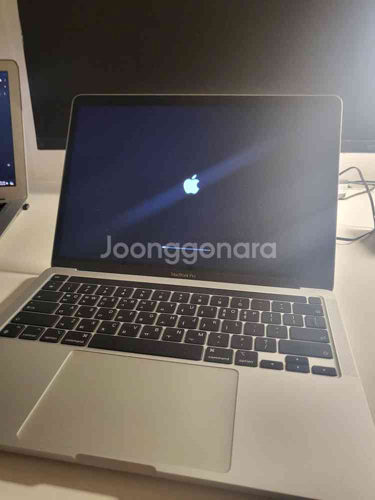 맥북프로 m1 8GB 256GB--1