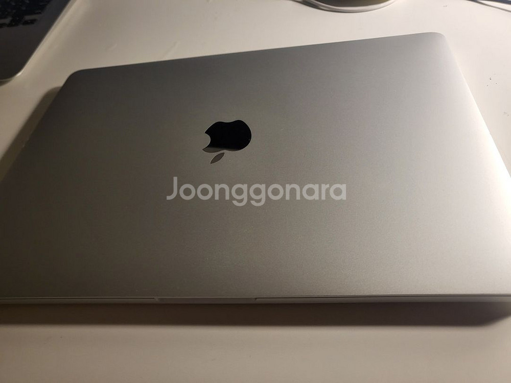 맥북프로 m1 8GB 256GB--7