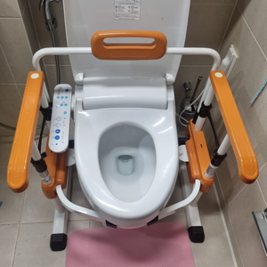 변기안전손잡이.(거의 정말새제품)