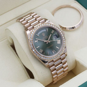 롤렉스 데이데이트 올리브그린 40mm 228235