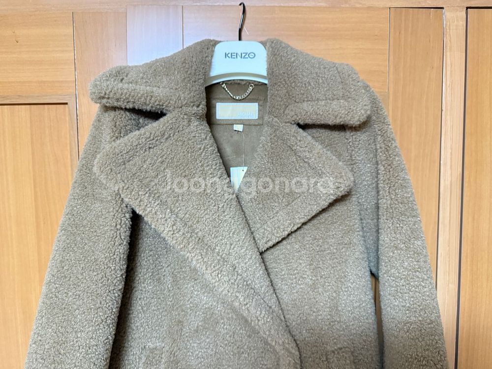 마이클코어스 24fw 카멜 테디 코트 새상품--1