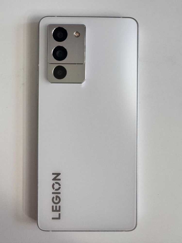 레노버 리전 Y70 8/128g--2