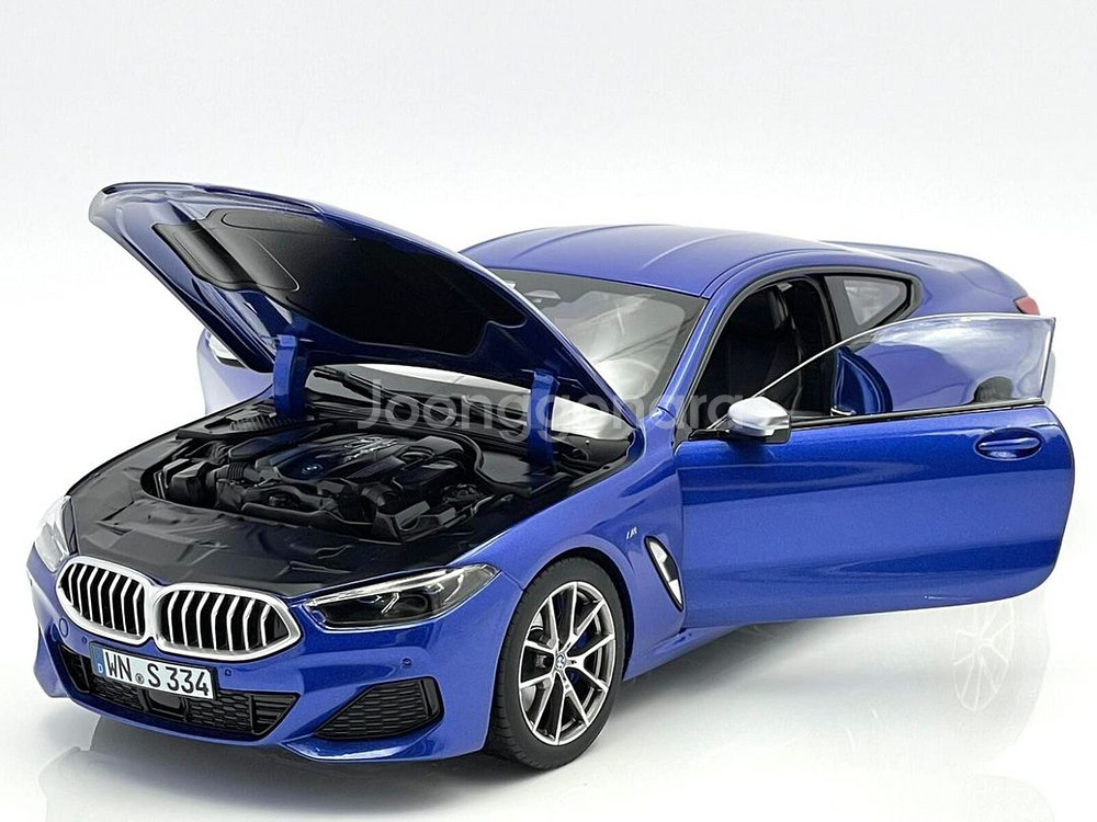 노레브 BMW 850i 1:18. 미개봉품--6