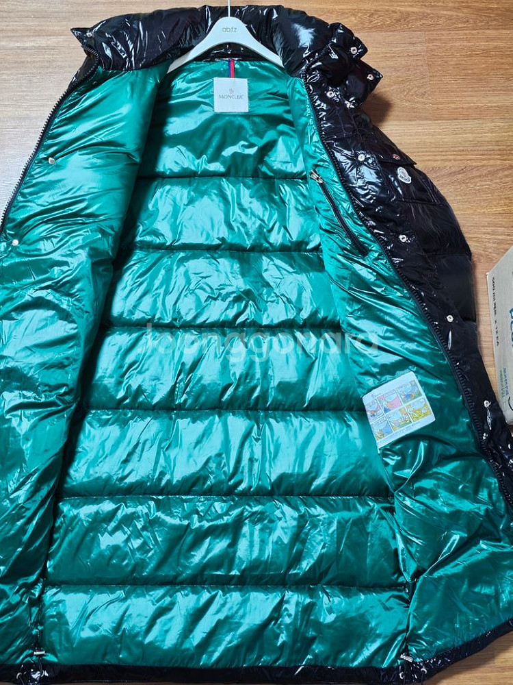 몽클 여성 롱패딩 팝니다--3