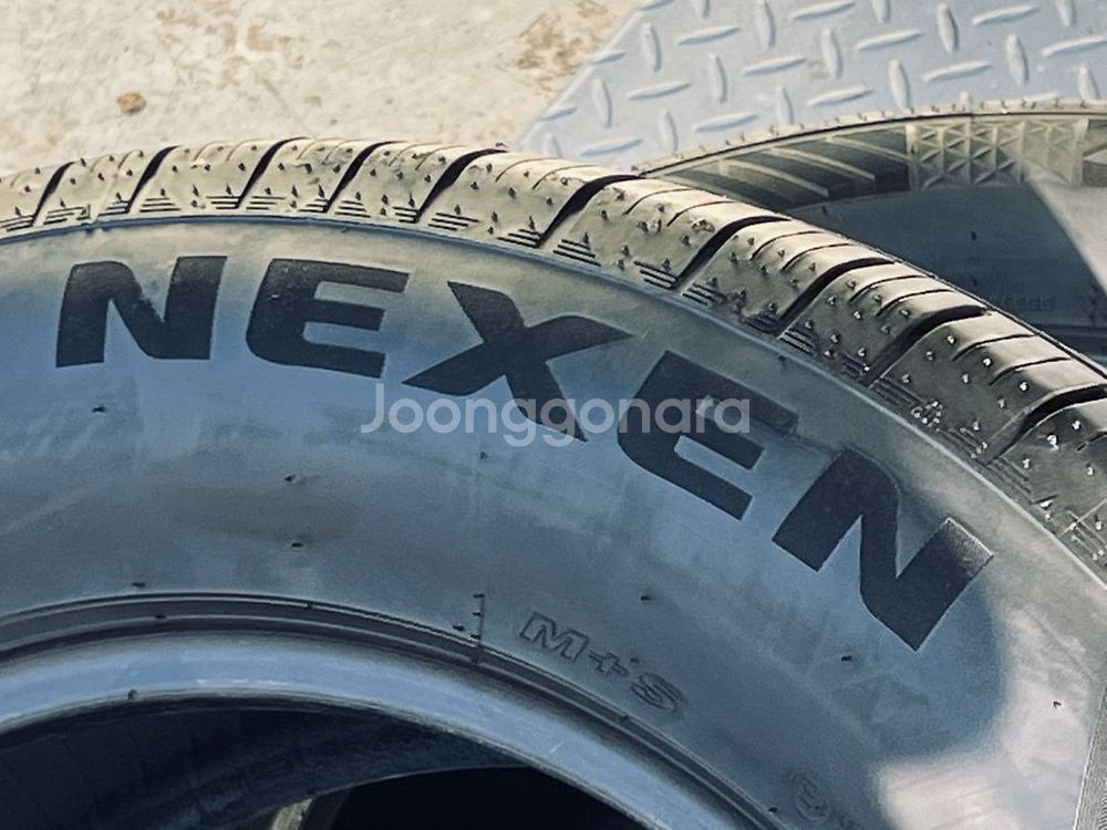 255 60 18 넥센타이어 엔페라 슈프림 중고타이어--1
