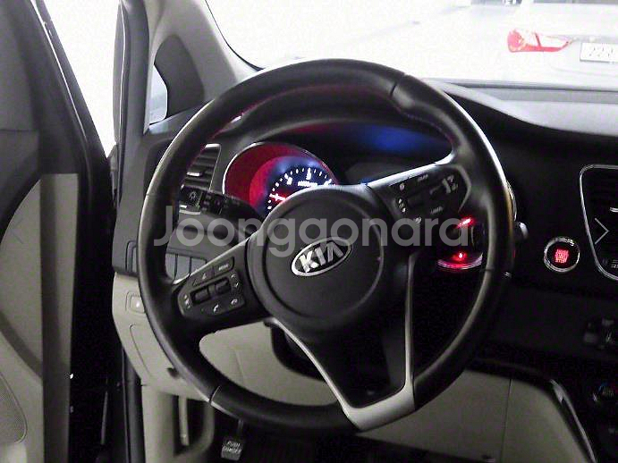 @19년식 더 뉴카니발 9인승 디젤 럭셔리 전국최저가--6