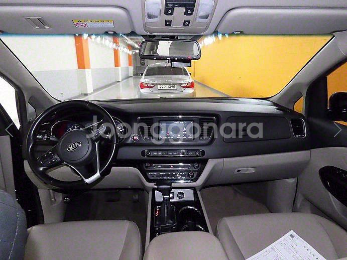 @19년식 더 뉴카니발 9인승 디젤 럭셔리 전국최저가--7