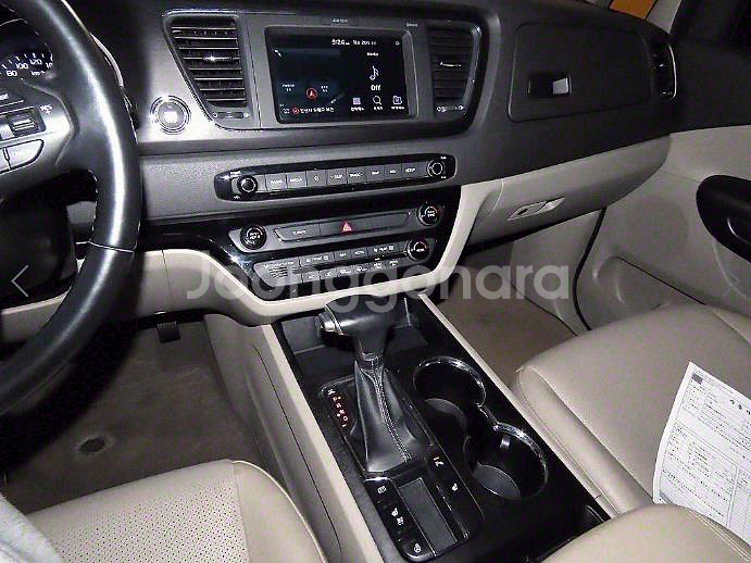 @19년식 더 뉴카니발 9인승 디젤 럭셔리 전국최저가--9