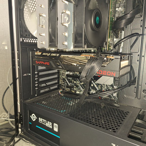 사파이어 RX6700XT 12G 팝니다