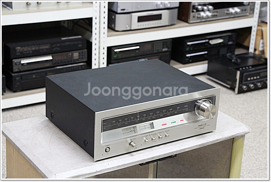 온쿄 A급 고급형 아날로그 튜너 모델 T-9--4