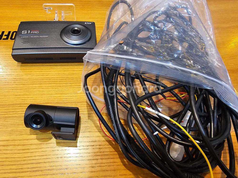 이에스브이 s1 pro 블랙박스--2
